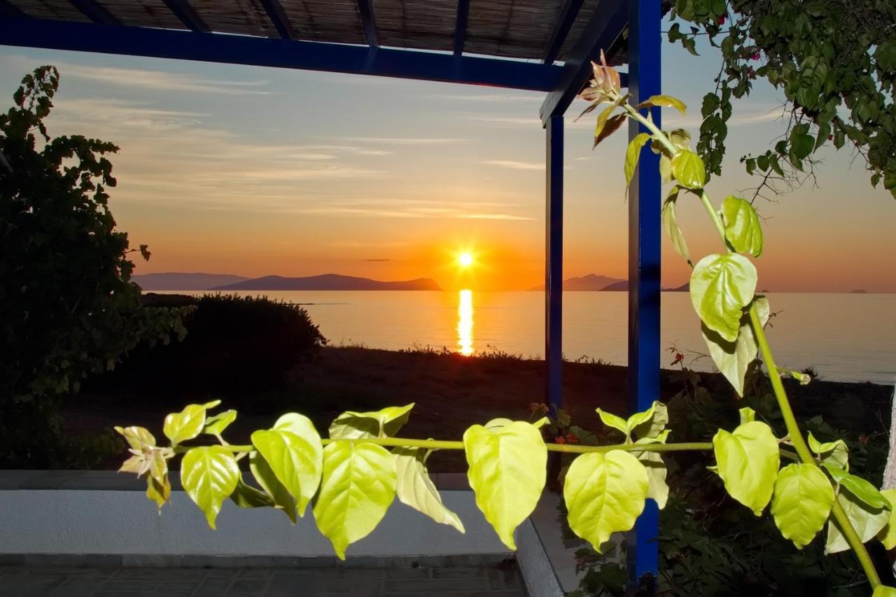 Aroura Homes 4Br Beachfront Villa Spetses Town Luaran gambar