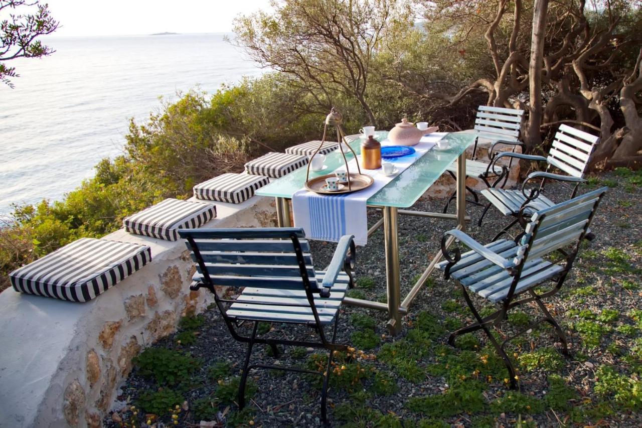 Aroura Homes 4Br Beachfront Villa Spetses Town Luaran gambar