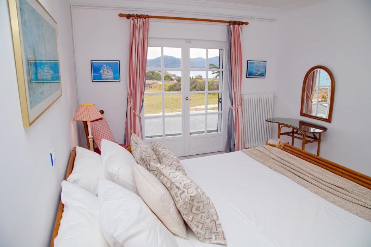 Aroura Homes 4Br Beachfront Villa Spetses Town Luaran gambar