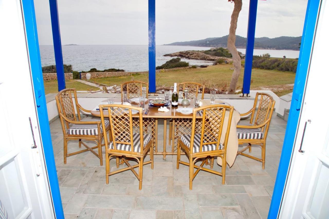 Aroura Homes 4Br Beachfront Villa Spetses Town Luaran gambar