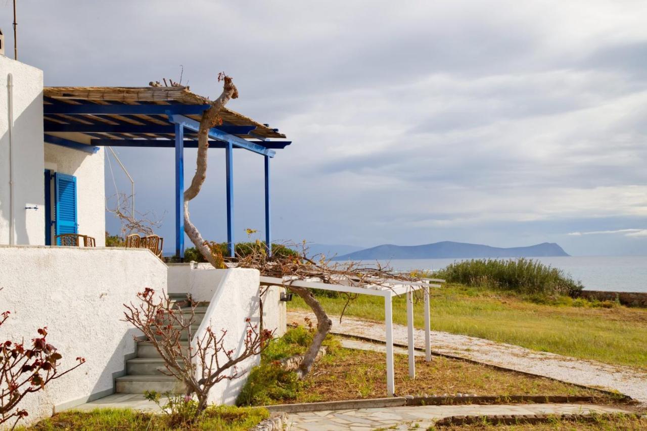 Aroura Homes 4Br Beachfront Villa Spetses Town Luaran gambar